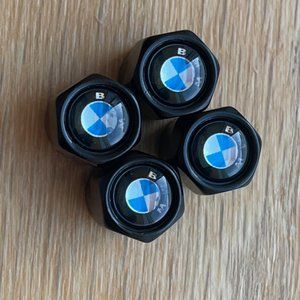 Black BMW Valve Stems